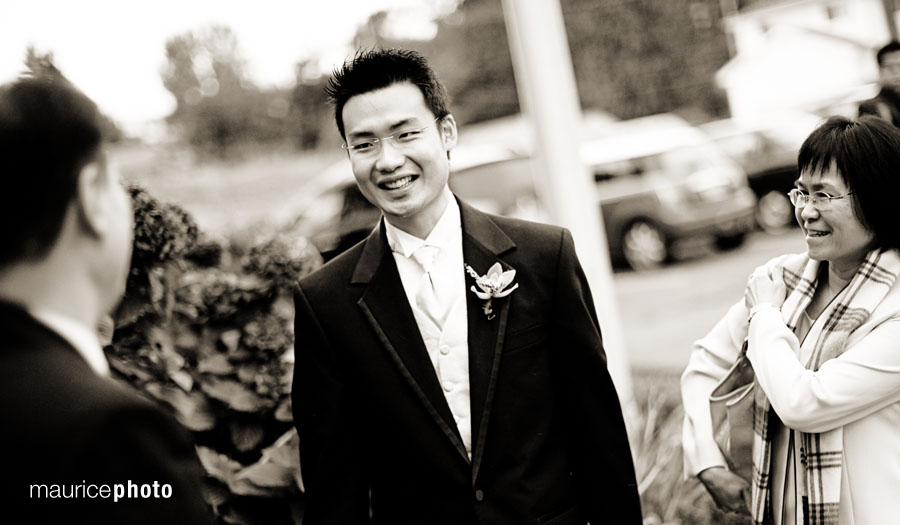 Wedding Pictures at Salties on Alki