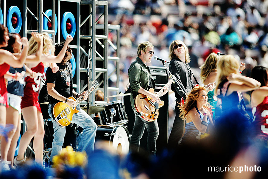 Lifehouse performs at the Pro Bowl