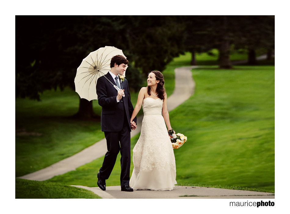 Wedding Pictures taken at the Sand Point Country Club in Seattle. 