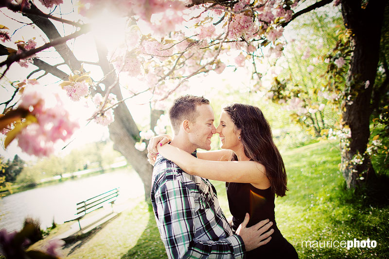 Engagement Portraits at Greenlake. 