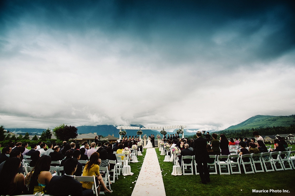 Linh and David's wedding at Snoqualmie Ridge TPC.