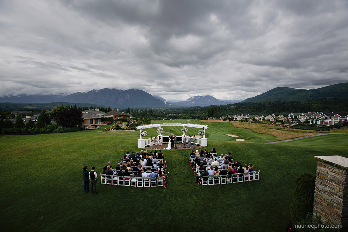 The Best Seattle Wedding Photographers